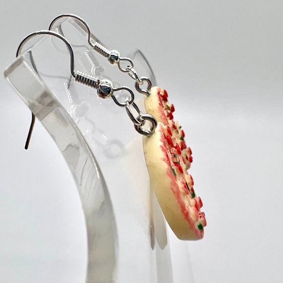 Pizza Earrings - Supreme Pepperoni Pizza - Pizza Slices - Gamer Earrings - Picture 3 of 9